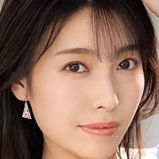 花里アカリ