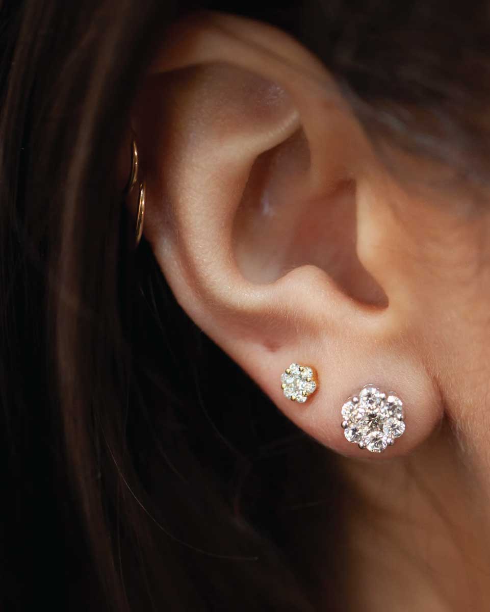 Cluster diamond flower earring Stud