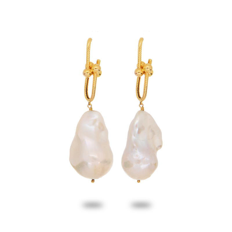 Link Gold Drop Pearl Earrings