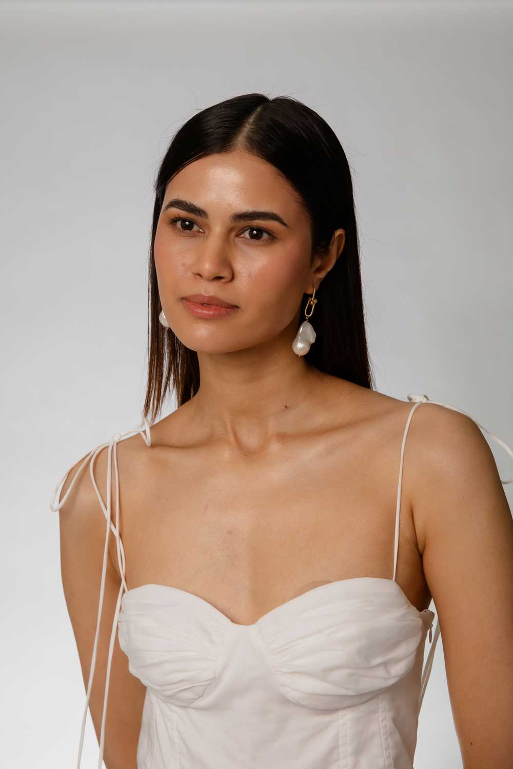Link Gold Drop Pearl Earrings
