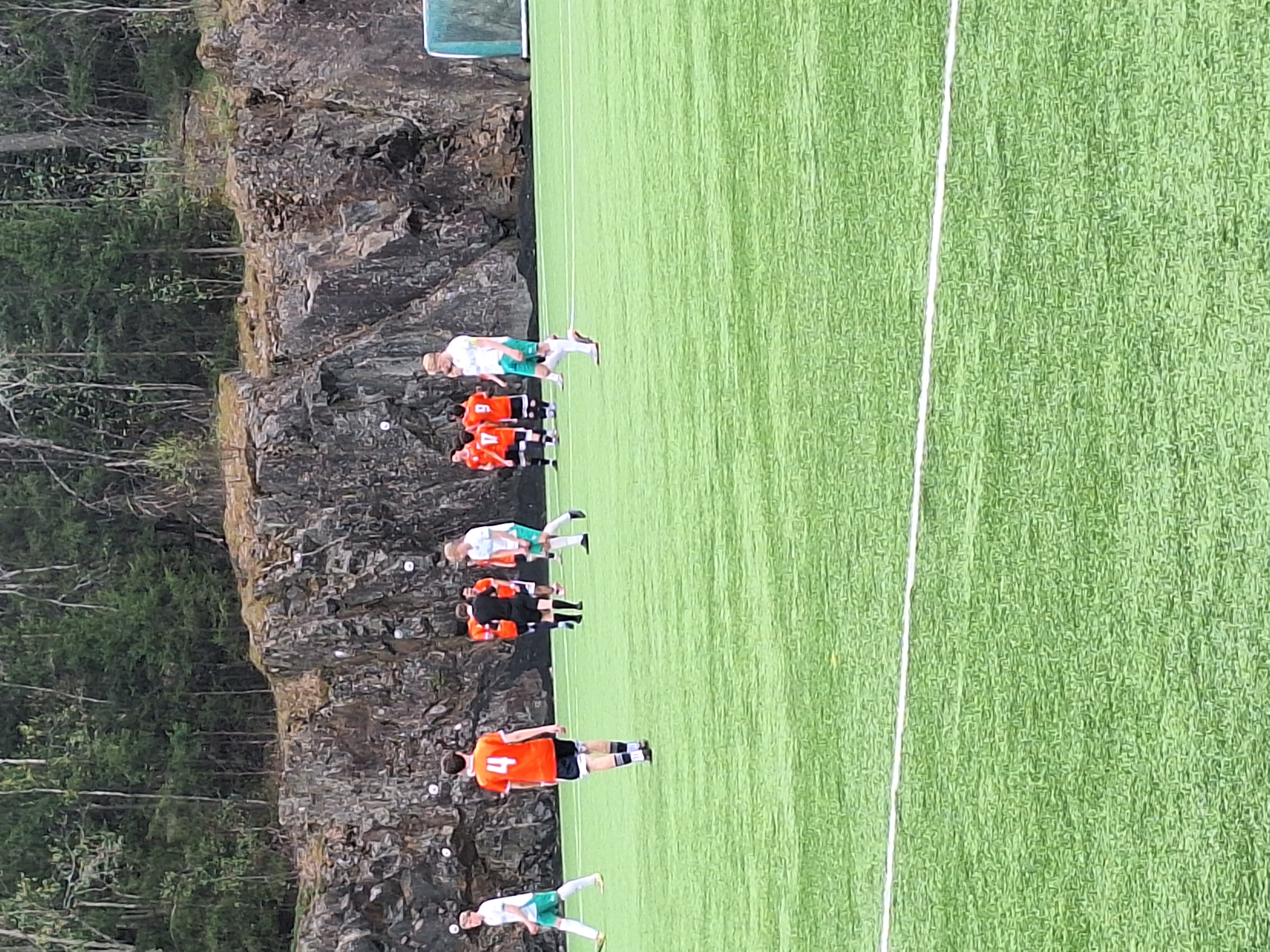 Densin setter inn 1-0
