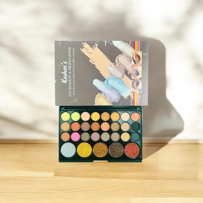 Professional Eyeshadow Kit – Matte & Glitter Powder Palette | Long-Lasting Pigmented Shades | Smooth Blendable Formula for Daily & Party Makeup