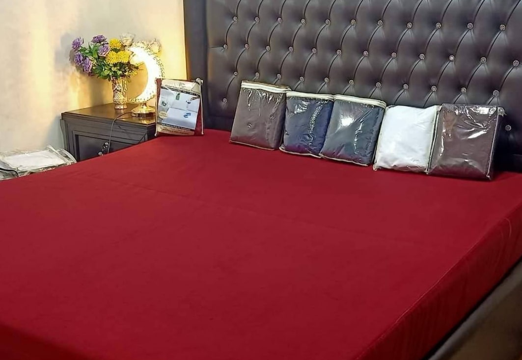 King Size Waterproof Mattress Protector - Terry Fabric, PU Laminated, Joint-Free 72x78" Fitted Cover