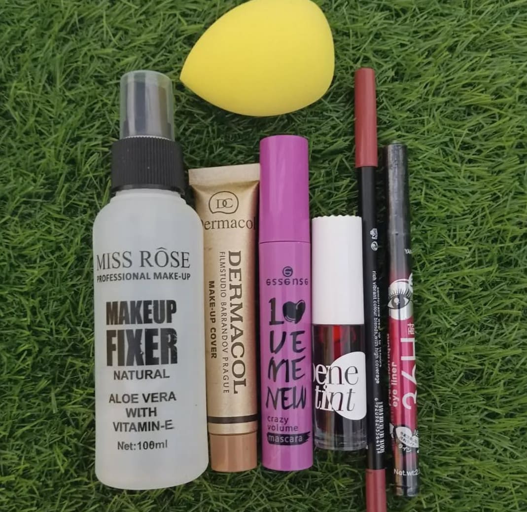 Ultimate 7-in-1 Makeup Kit: Complete Beauty Set with Fixer, Foundation, Mascara & More