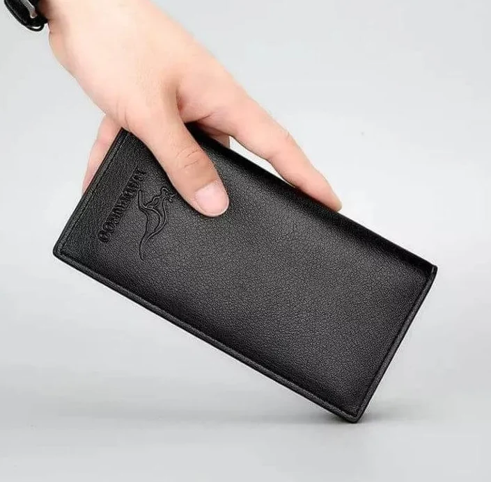 Men’s Bi-Fold Leather Wallet – Sleek & Easy to Carry
