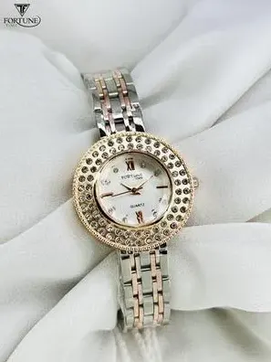 Women’s Elegant Bracelet Strap Watch – Premium Stainless Steel Chain Wrist Watch for Ladies (Round Dial)