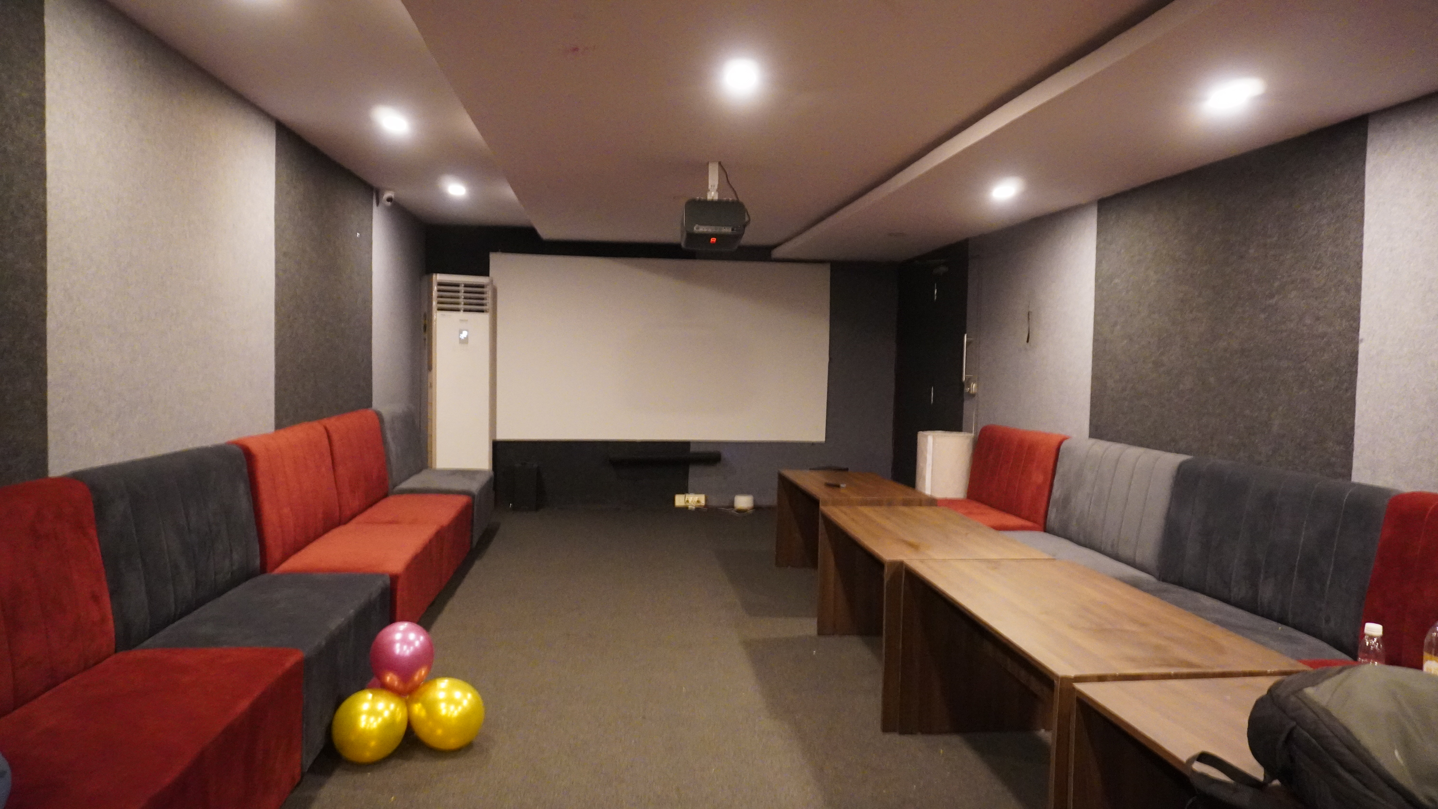 Private Seating