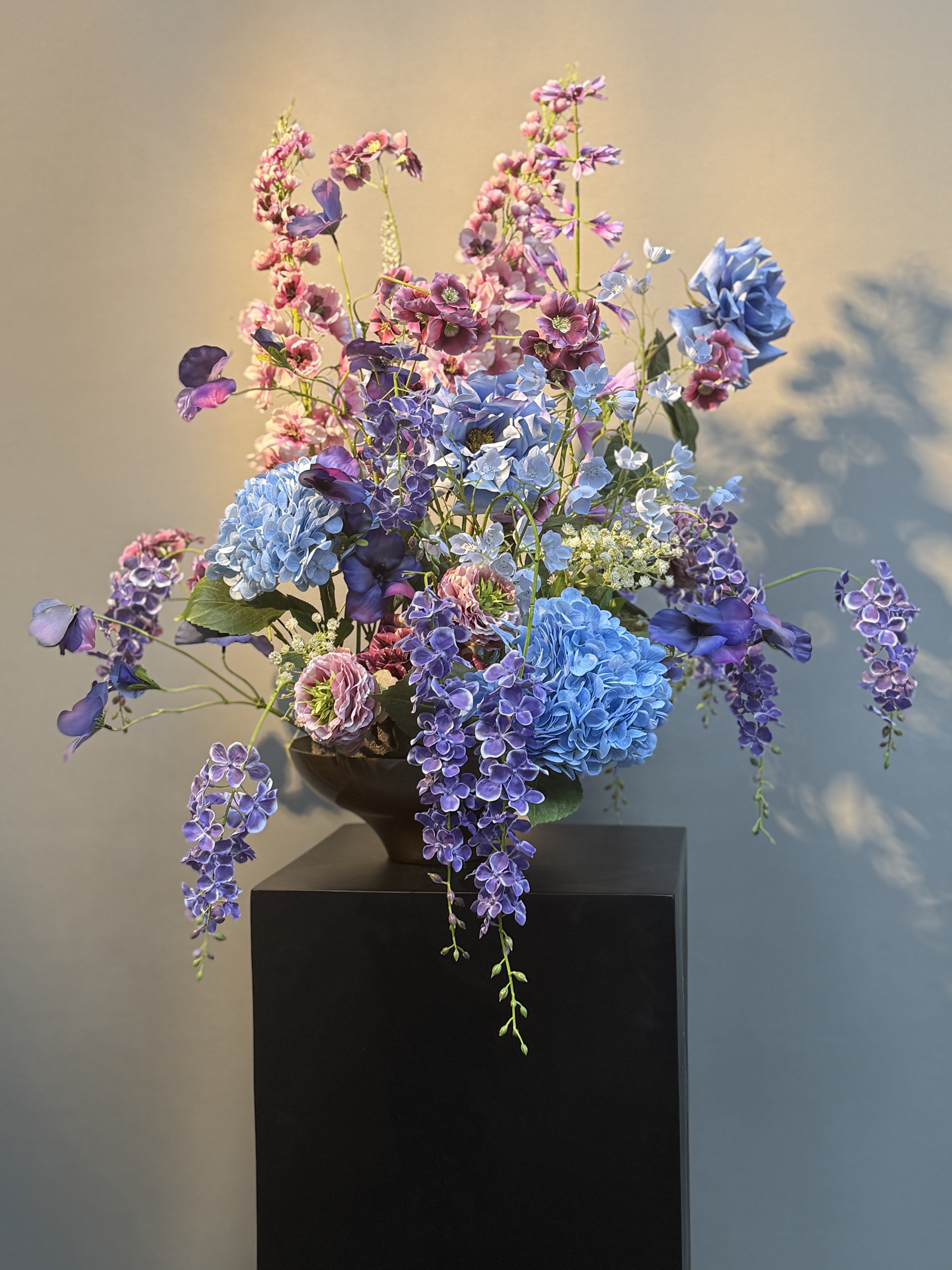 Falleg silkiblómaskreyting frá Studio Bloom