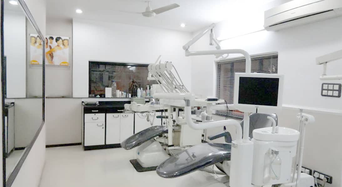 cosmetic surgeon in pitampura