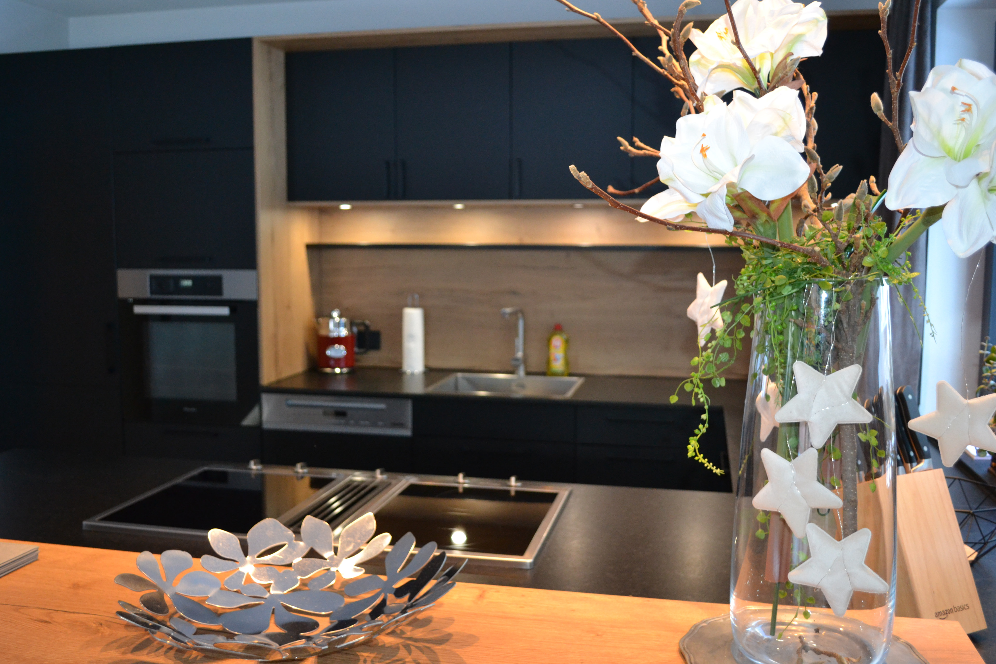 Detail: Essbereich winterlich dekoriert