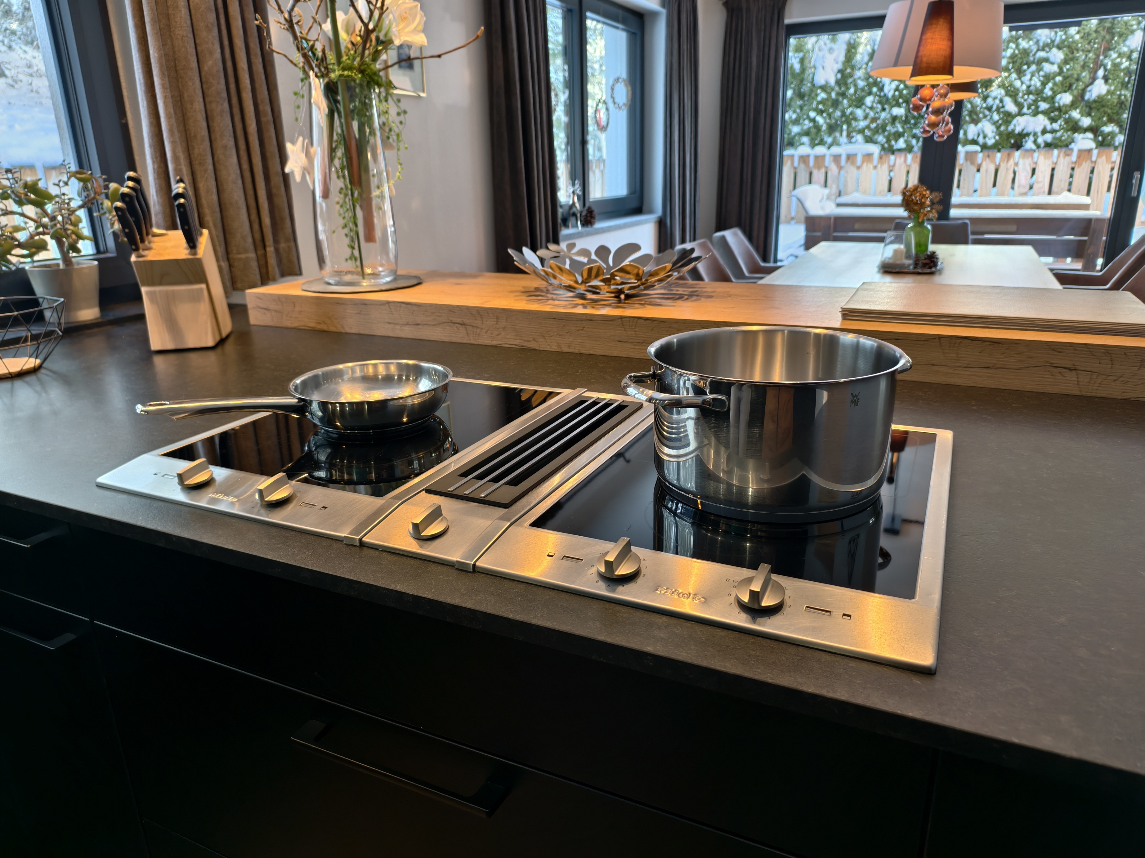 Table fan in the chalet