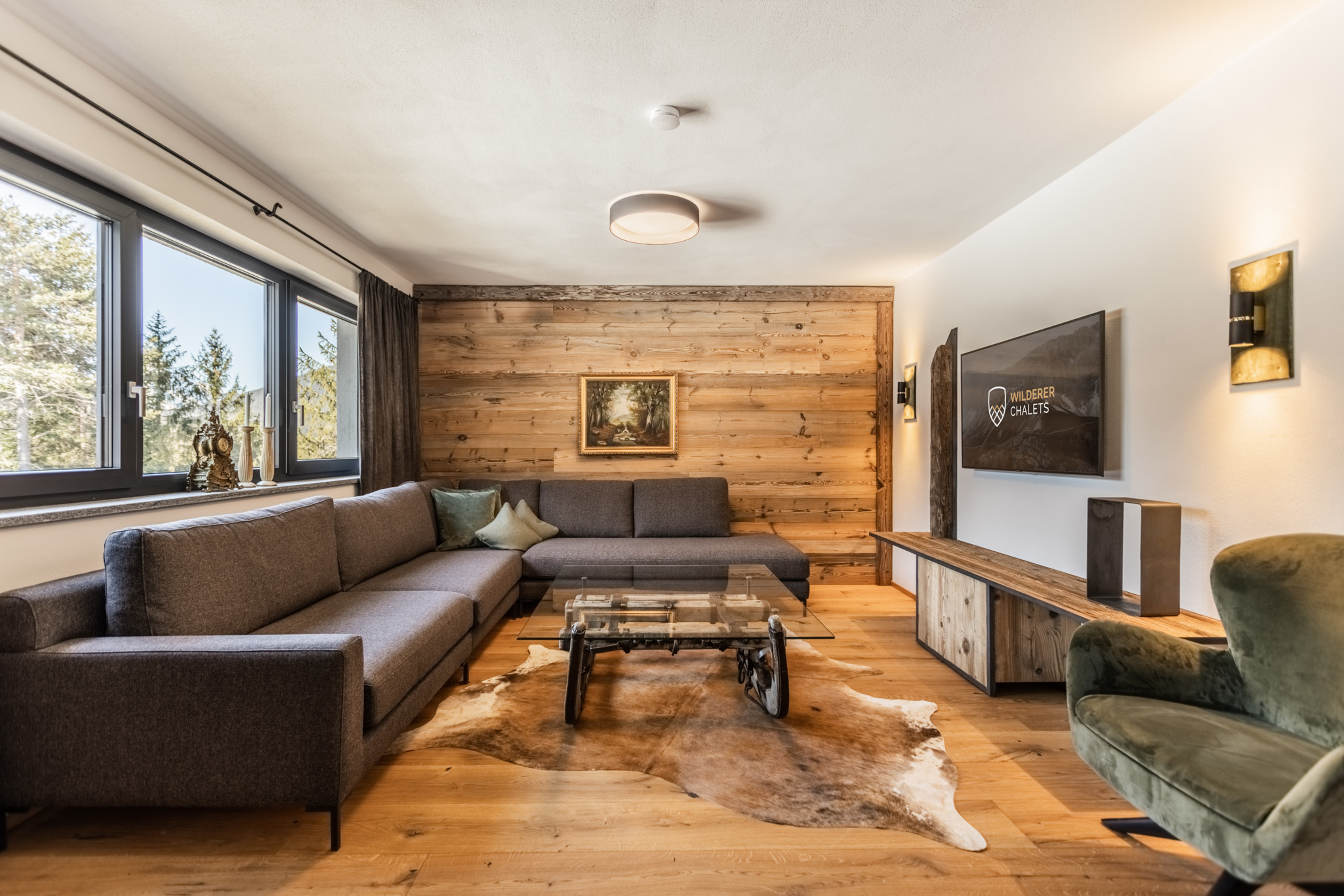 Sofa- und Leseecke im Wohnbereich - ideal für Wintertage