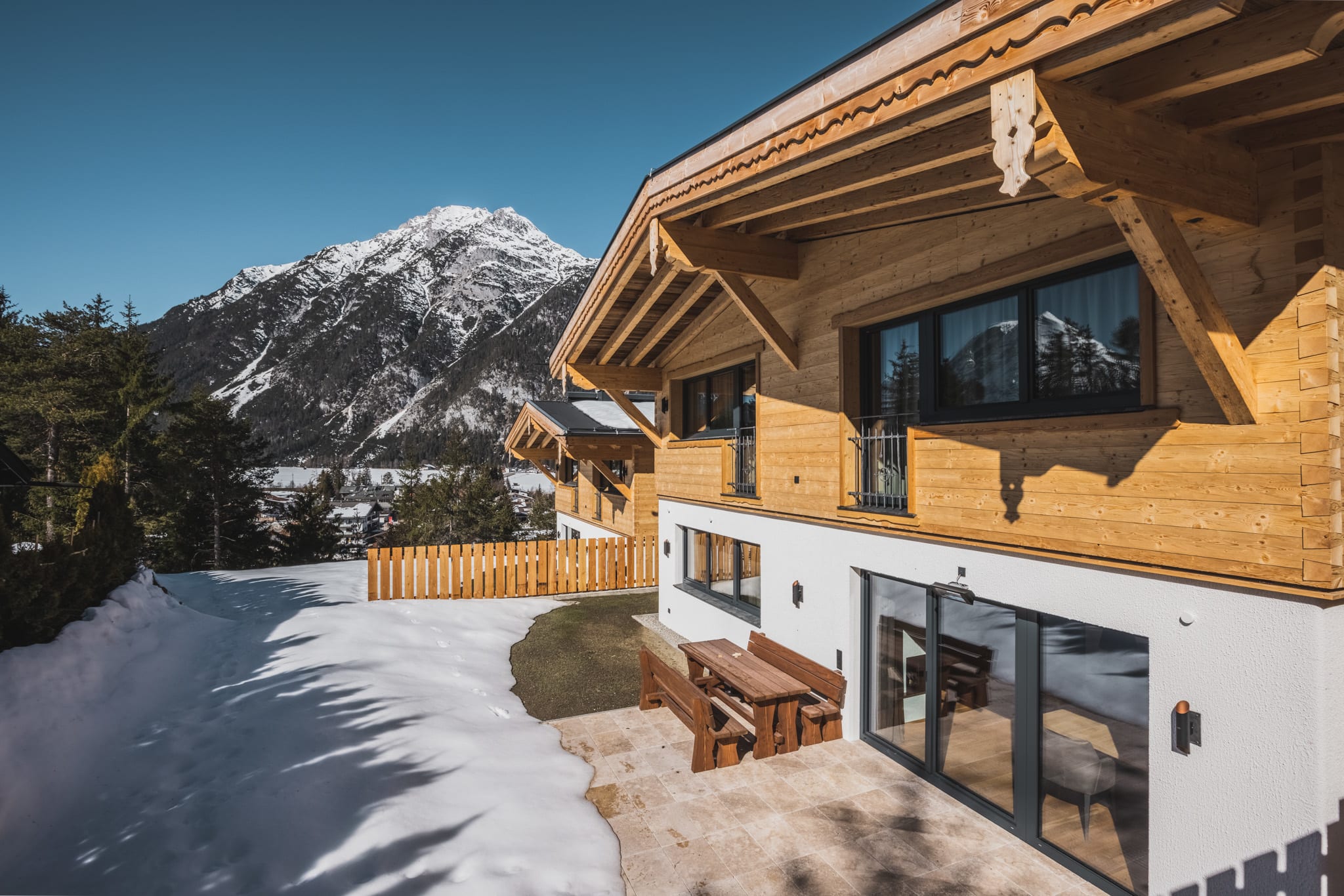 Chalet Gamsbock – Außenansicht der Wilderer Chalets in Leutasch Tirol
