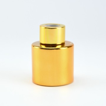 parfumflesje-cylinder-goud-met-gouden-schroefdop-50-ml.jpg