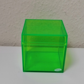 PlexiBox-groen-6x6xm.jpg