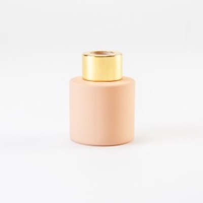 parfumflesje-rond-blush-met-gouden-schroefdop-50-ml.jpg id=