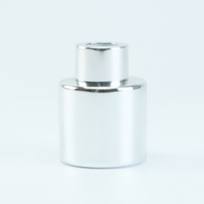 parfumflesje-cylinder-zilver-met-zilveren-schroefdop-50-ml.jpg id=