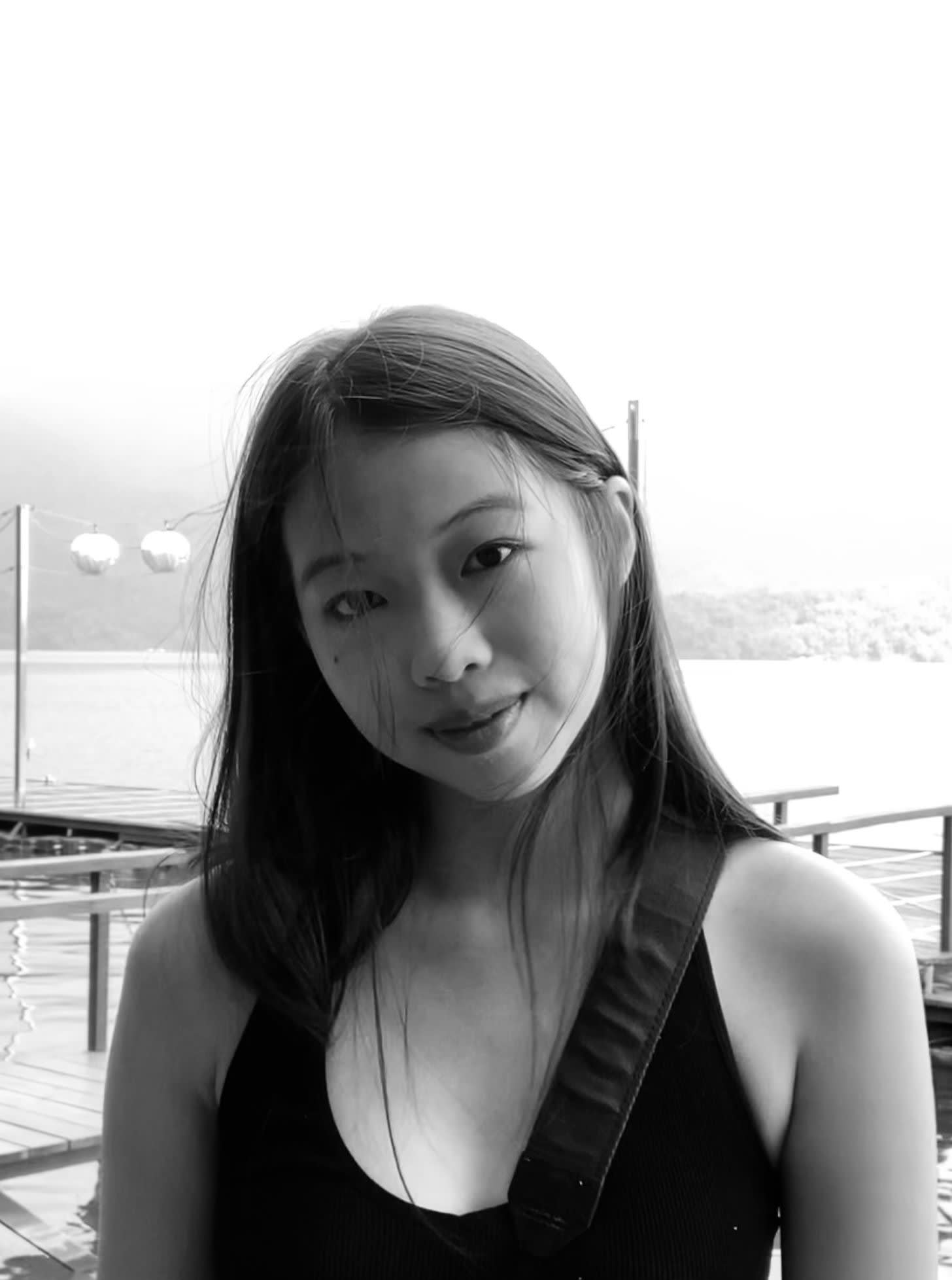 Picture of Kyra Mo Picture of Kyra Mo