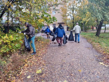В Промышленном районе состоялся субботник