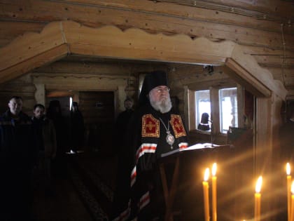 Епископ Вяземский и Гагаринский Сергий возглавил служение Великого повечерия с чтением второй части Великого покаянного канона преподобного Андрея Критского