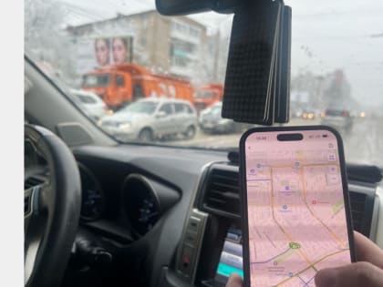 Александр Новиков проверил работу онлайн-карты уборки на платформе «Умный Смоленск»