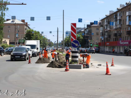 На улице Кирова стартовали работы по укладке верхнего слоя асфальта