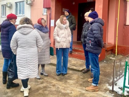 Депутаты горсовета продолжают работу с избирателями