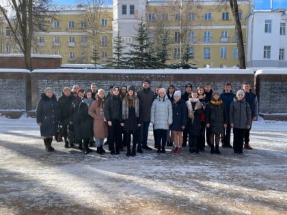 Учащиеся Монастырщинского района посетили выставку «Противостояние»