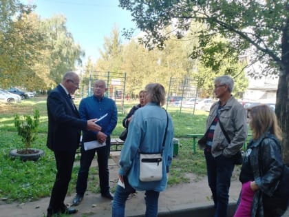 Сергей Маслаков разбирается с проблемами смолян