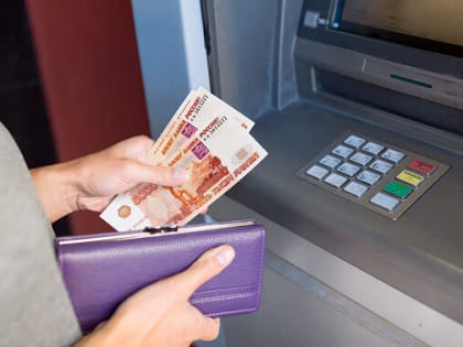 Житель Вязьмы воспользовался банковским счётом собутыльника