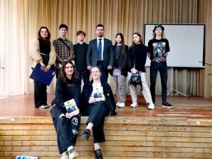 Получение образования, карьерный рост, перспективы. Александр Зеленский пообщался с будущими строителями