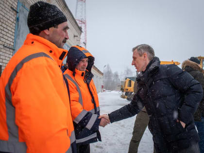 Дорожникам Глинковского района понимут зарплаты и направят дополнительную спецтехнику для уборки