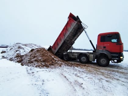 В смоленском индустриальном парке «Феникс» продолжаются работы по благоустройству участков общего пользования