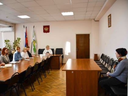 Глава Смоленского района Ольга Павлюченкова провела прием граждан по личным вопросам