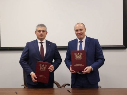 Смоленск и Санкт-Петербург начнут сотрудничество в сфере образования