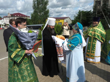 В День Святого Духа митрополит Исидор возглавил престольные торжества в Свято-Духовском храме города Духовщины