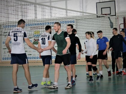 Турнир в духе соперничества и дружбы
