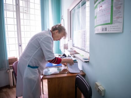 ￼Рабочий визит Василия Анохина в Угранский район