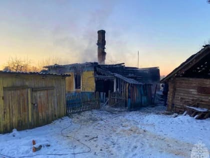В Смоленской области при разборе сгоревшего дома нашли труп