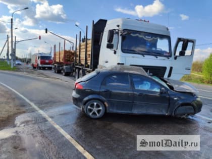 В Смоленске ищут свидетелей аварии, в которой погибла директор Гнëздовского ДК