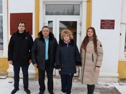 Рабочий визит члена Совета Федерации Н.Г. Куликовских в Монастырщинский район