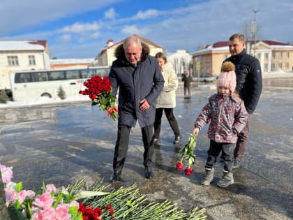 «Гагарин - в сердце каждого из нас». В день рождения первого космонавта Сергей Неверов побывал на его родине