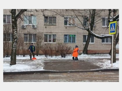 Глава Смоленска остался недоволен качеством уборки снега в городе
