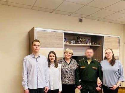 Глава Смоленского района Ольга Павлюченкова встретилась с участником специальной военной операции