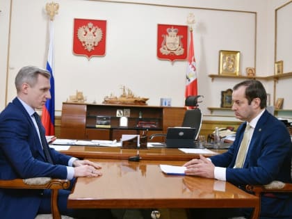 Василий Анохин провёл рабочую встречу с президентом Федерации футбола Смоленской области Романом Козловым