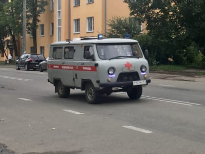 Штукатур-маляр упал с лестницы на заводе в Вязьме