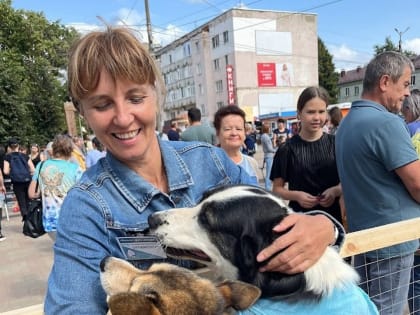 Под Смоленском заметили извращенца с пистолетом