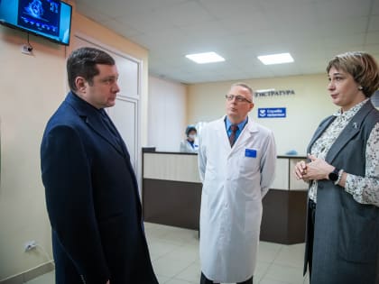 Губернатор посетил отремонтированную поликлинику №8 в Смоленске