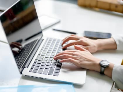 Получить выписку из ЕГРН можно в электронном виде через личный кабинет налогоплательщика