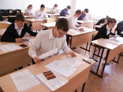 Смоленские школьники сдали ЕГЭ по иностранному языку и информатике